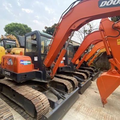 農業用ミニ掘削機 DOOSAN 55 クローラー掘削機 建設機器