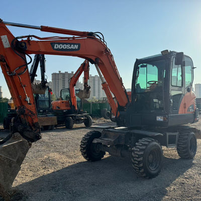 48KW 中古DOOSAN掘削機 ドーサンDX60W 水力クローラー掘削機 5550 kg
