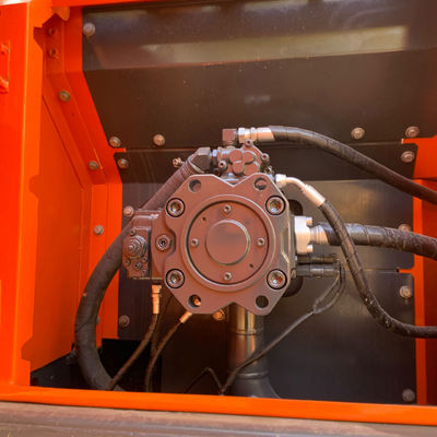 クローラータイプ 使用済み DOOSAN DX300LC-9C 掘削機 地球移動機械 30215 kg