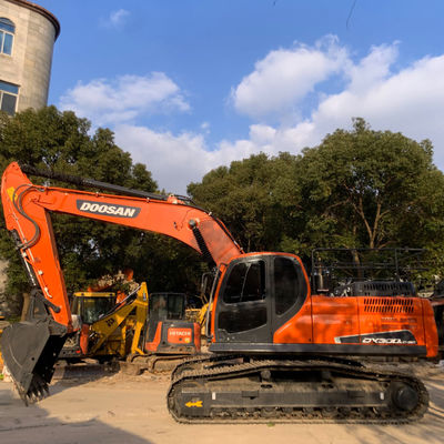 クローラータイプ 使用済み DOOSAN DX300LC-9C 掘削機 地球移動機械 30215 kg