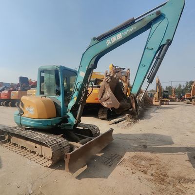 Kubota 161 中古ミニ掘削機 32.7kW オールドアース移動機器